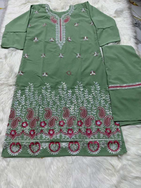 9901caf1-be80-4c6e-926e-5d6579ce6895